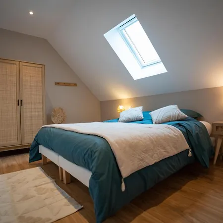 De La Foret De Sperleka